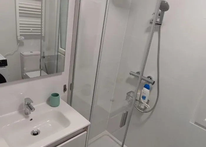 Διαμέρισμα Simple Y Practico A Coruña